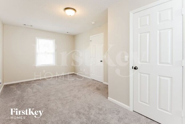 Building Photo - 208 Guinevere Ct