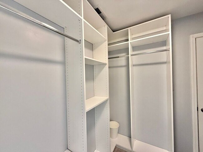 Building Photo - 200 Courthouse Dr