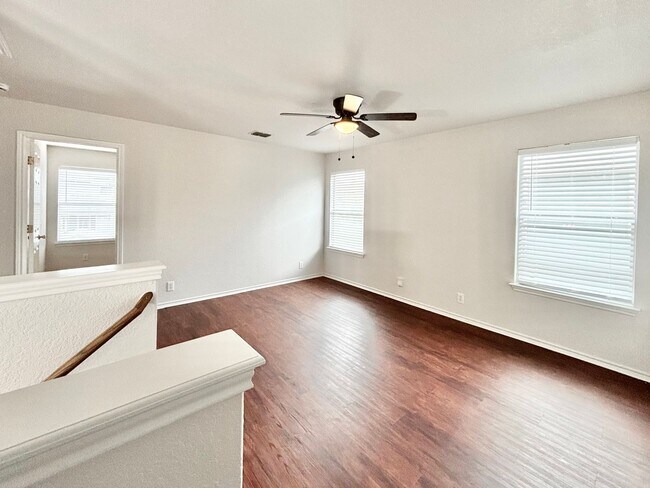 Building Photo - 2715 Moonrock