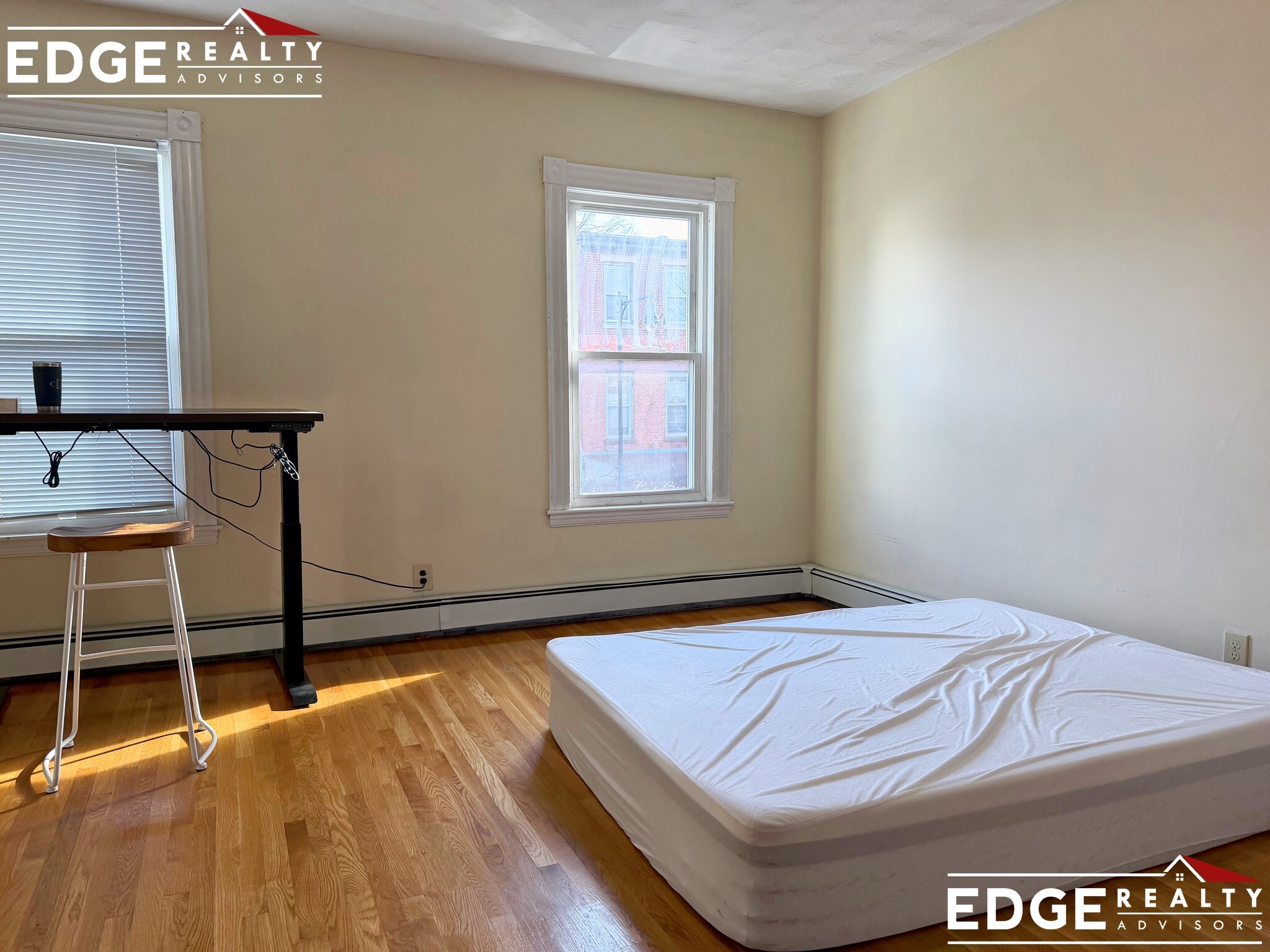 Building Photo - 471 Cambridge St