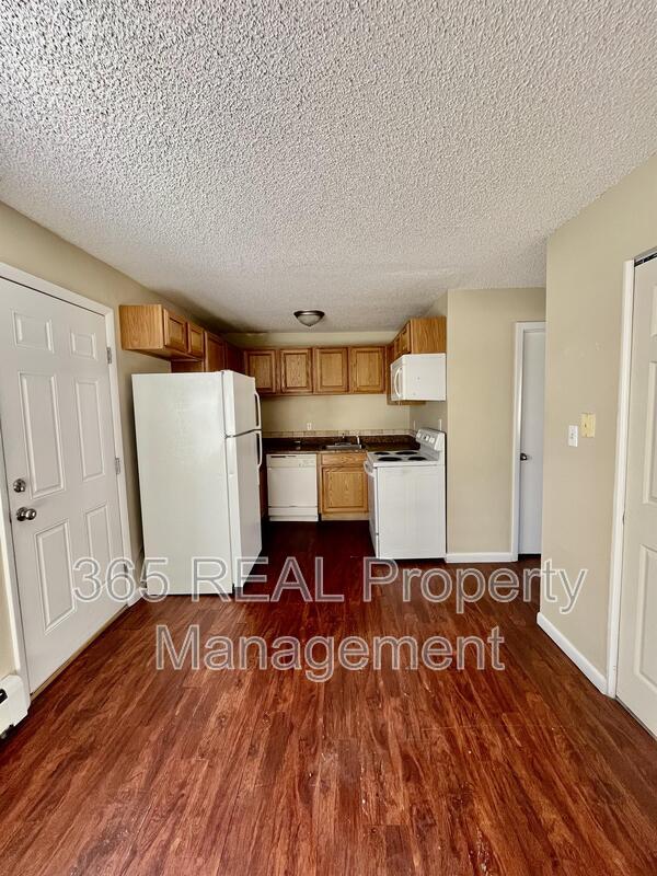 Building Photo - 709 37th Ave