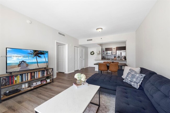 Primary Photo - 951 Brickell Ave