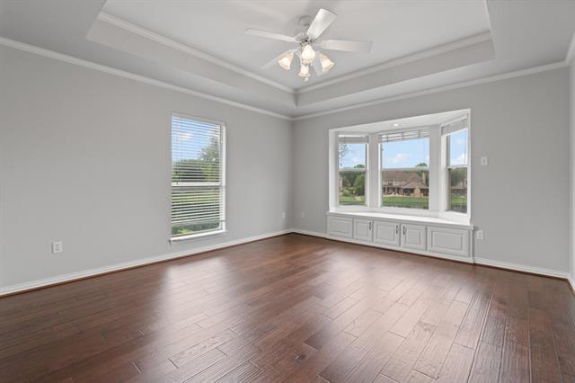 Building Photo - 905 Brazos Dr