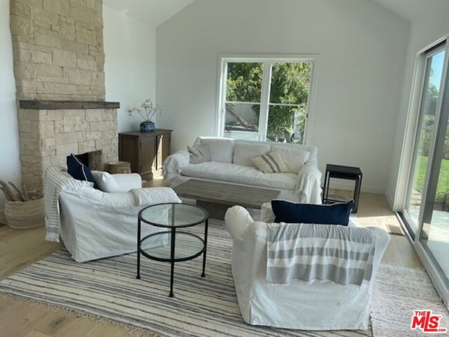 Building Photo - 30060 Harvester Rd