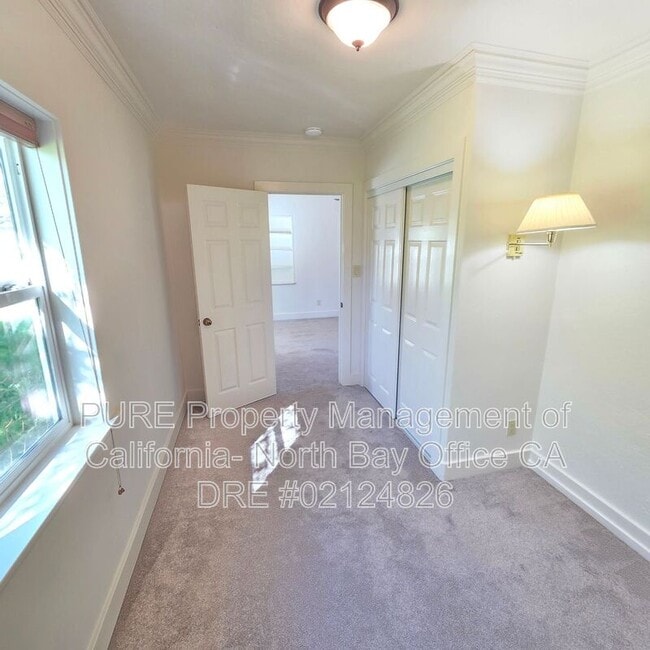 Building Photo - 217 Hatchery Rd