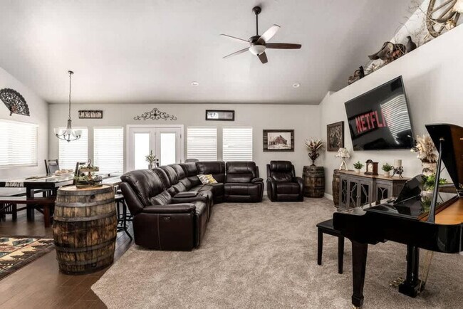Building Photo - 358 Wrangler Ct