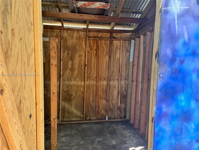 Building Photo - 623 NW 13th Terrace