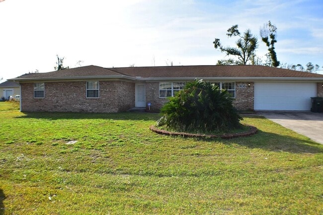 Primary Photo - 3b/2Bth Home