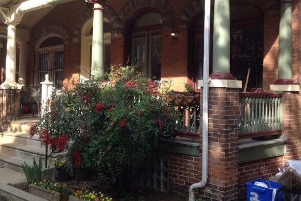 Building Photo - 223 Buckingham Pl