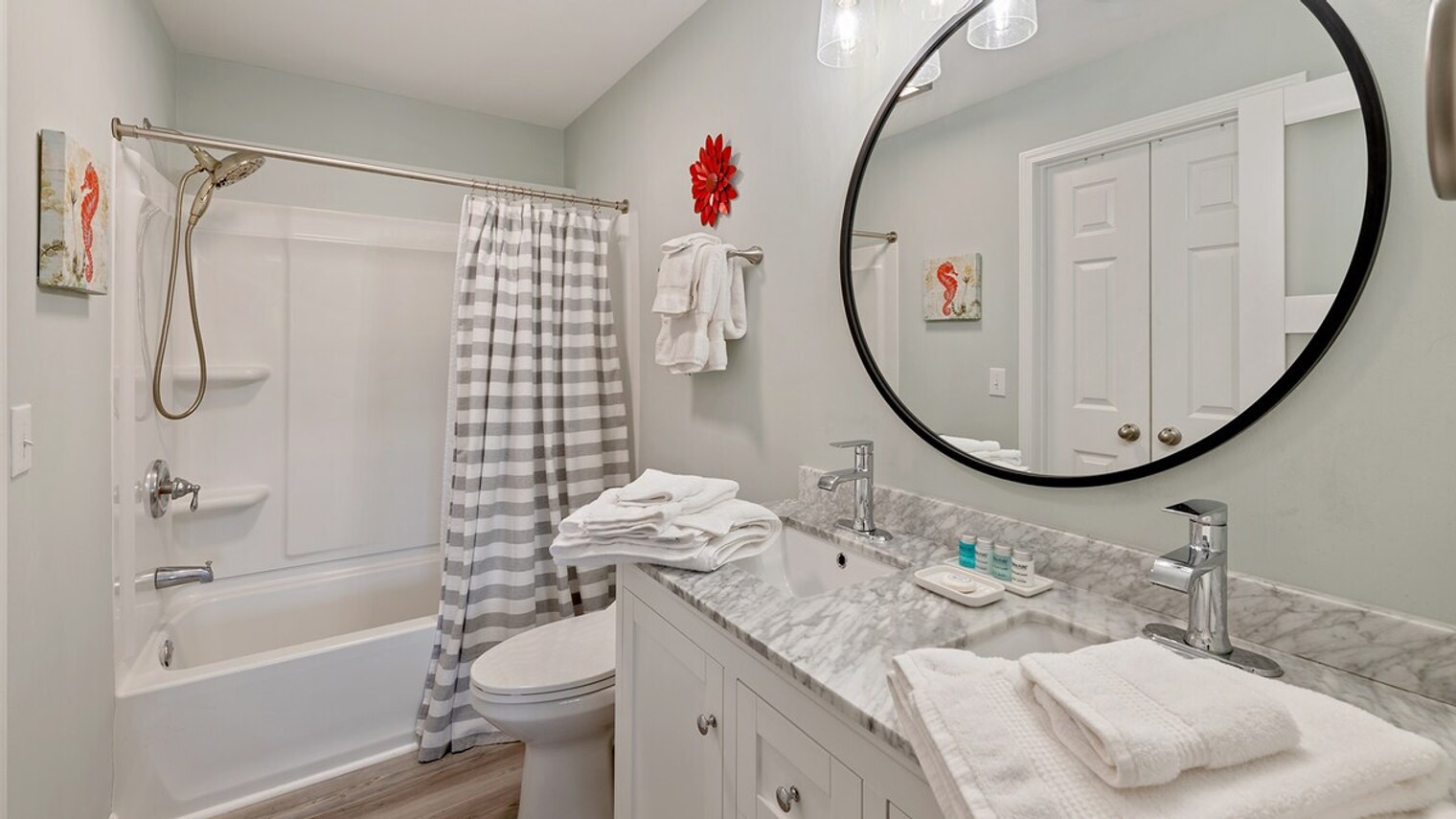 Building Photo - 356 Blue Stem Dr