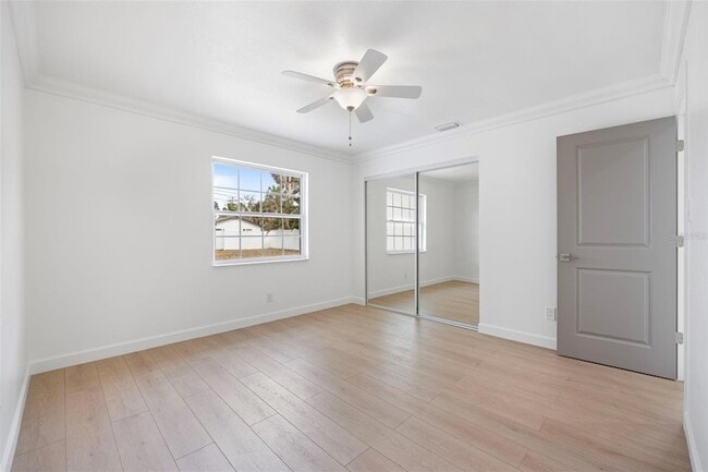 Building Photo - 1817 Oregon Ave NE