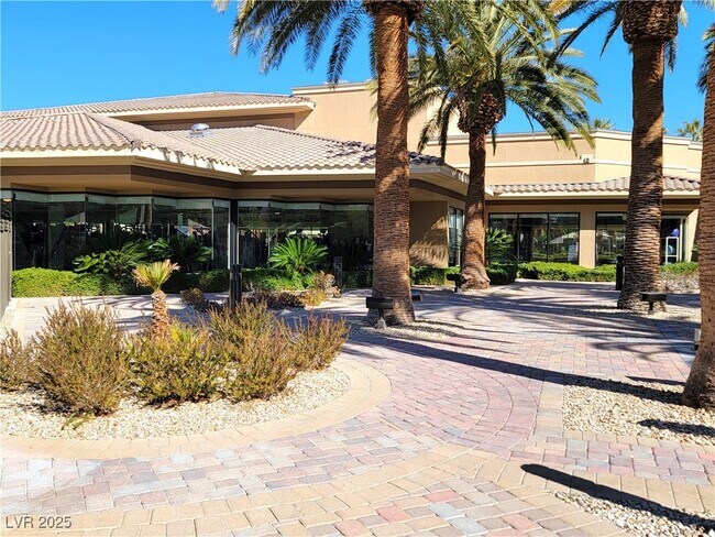 Building Photo - 186 Duck Hollow Ave