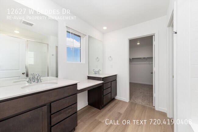 Building Photo - 12627 W Geddes Dr
