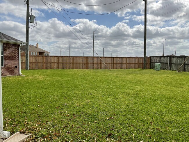 Building Photo - 21903 Grand Brook Ln