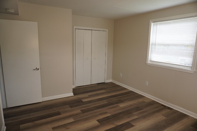 Building Photo - 5551 Force Rd