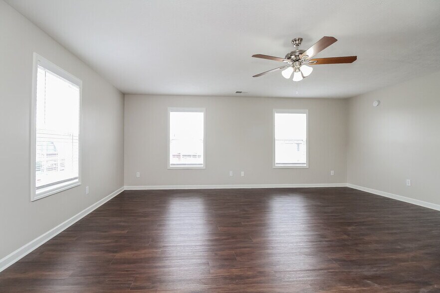 Building Photo - 3609 Bentfield Dr