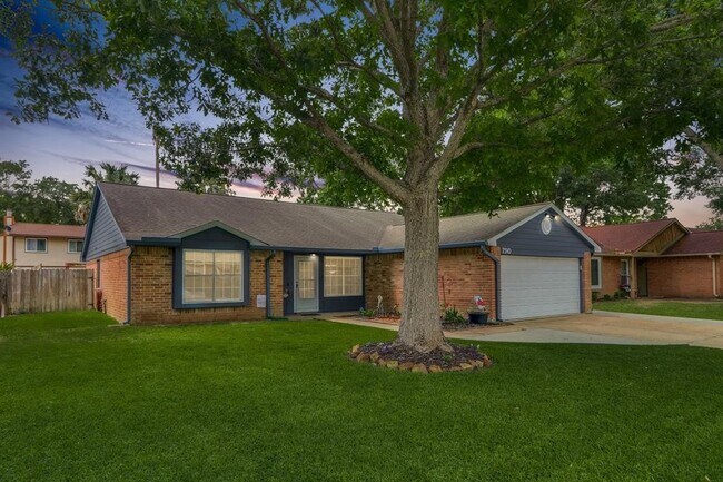 Primary Photo - 7310 Echo Pines Dr