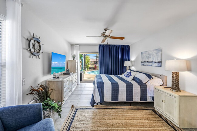 Building Photo - Furnished 4BR Waterfront Pool Home in Cape...