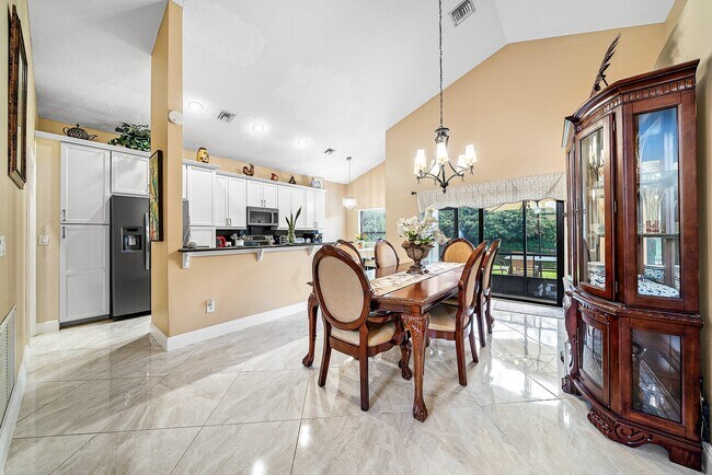 Building Photo - 13676 Cortez Dr