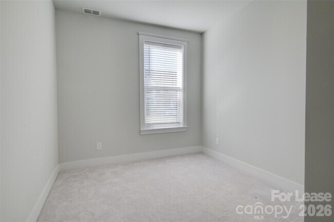 Building Photo - 5939 Ardrey Kell Rd