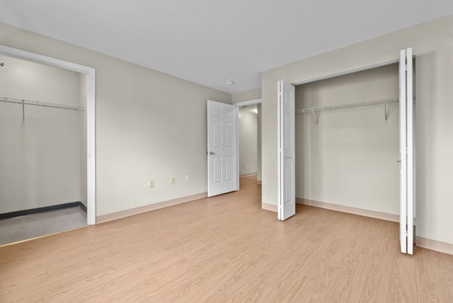 Building Photo - 675 Parker St