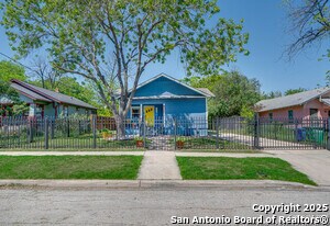 Primary Photo - 1505 W Craig Pl