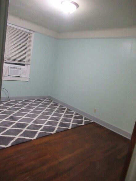 Building Photo - 7707 Green St