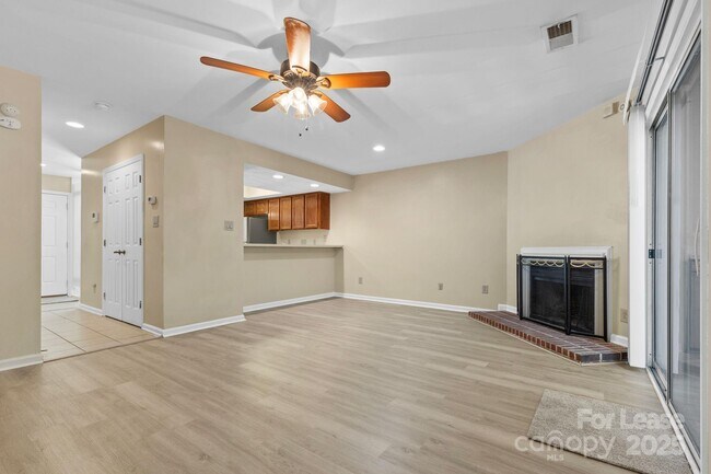 Building Photo - 2952 Iron Gate Ln