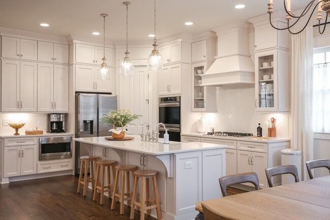 Building Photo - 237 Stephens Valley Blvd