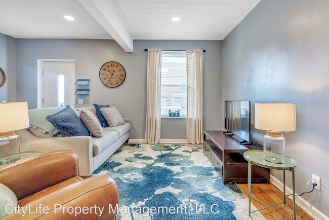 Building Photo - 3 br, 1.5 bath House - 225 Ruxton Street
