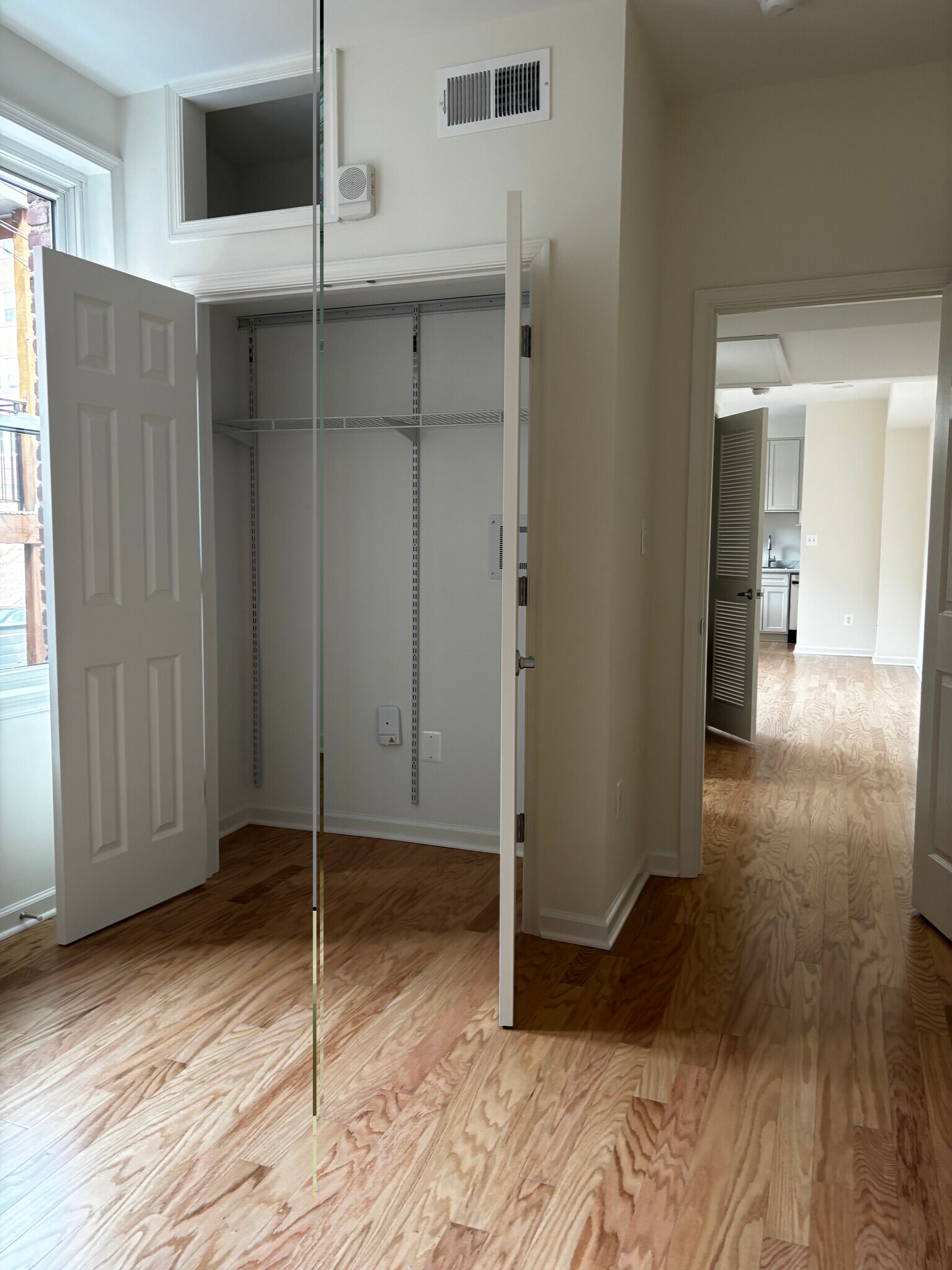 Building Photo - 1447 Chapin St NW