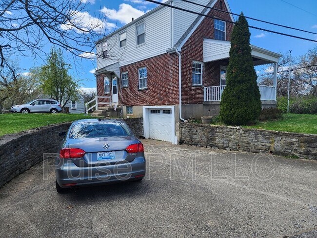 Building Photo - 3507 Wolf Rd