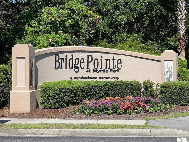 Primary Photo - Beautifully Updated 3-Bedroom in Bridgepointe