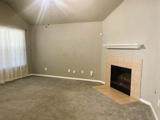 Building Photo - 1410 Danby Heath Ln