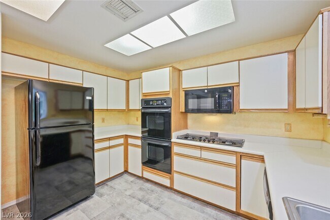 Building Photo - 3009 Linkview Dr