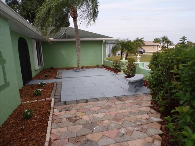 Building Photo - 2437 Greenland Ct