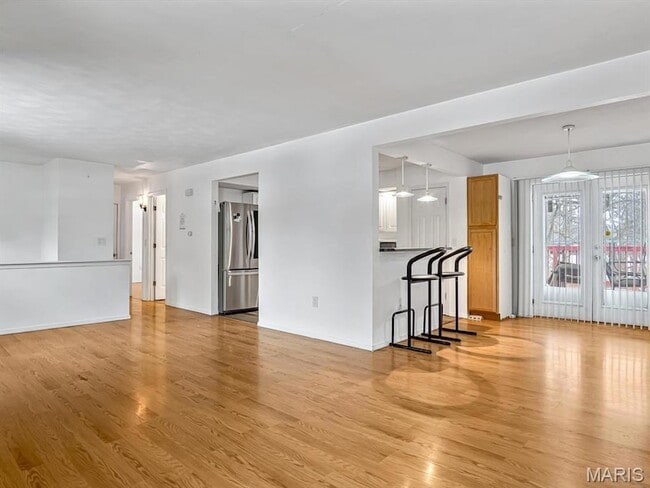 Building Photo - 217 Jubaka Dr