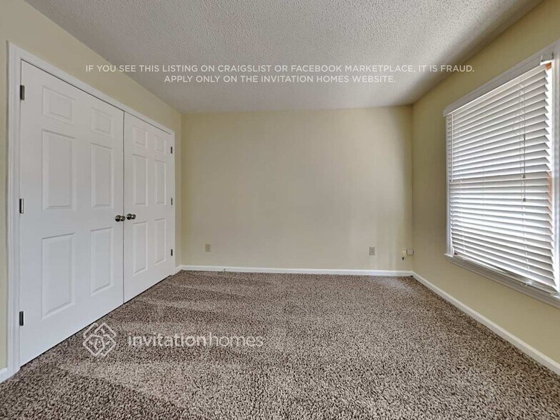 Building Photo - 10621 Northwoods Forest Dr