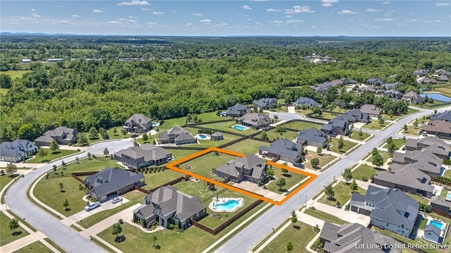 Building Photo - 1007 Bendelow Dr