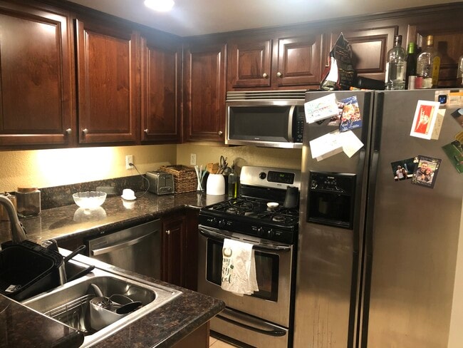 Building Photo - 3927 Nobel Dr