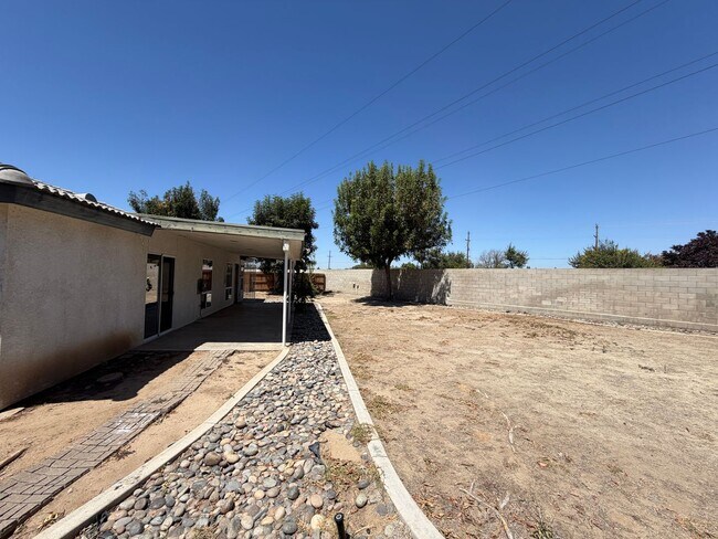 Building Photo - 5800 Potenza Ln