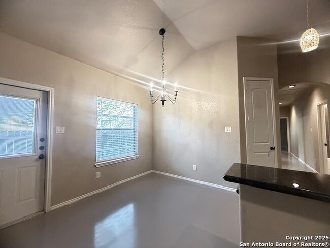 Building Photo - 254 Rosalie Dr