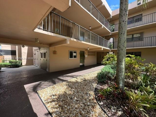 Building Photo - 10975 SW 107th St