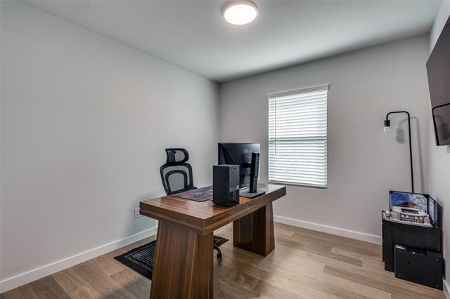 Building Photo - 710 Tidal Dr