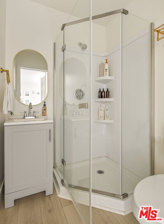 Building Photo - 4616 Rosewood Ave