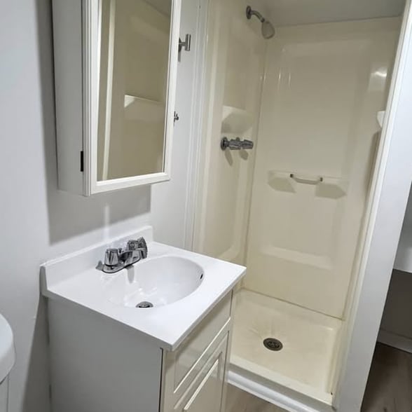 Building Photo - 135 N Carol Blvd