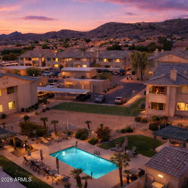 Building Photo - 16013 S Desert Foothills Pkwy