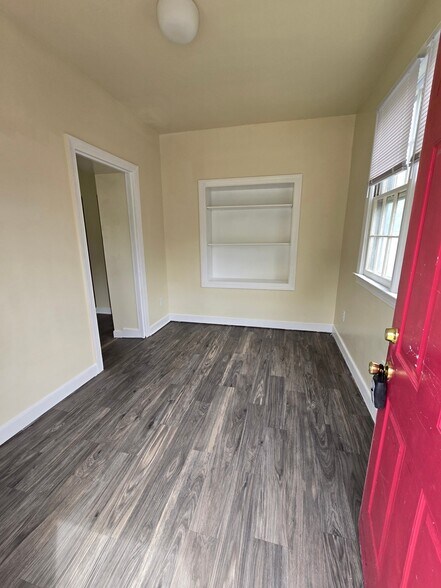 Building Photo - 212 E Wythe St