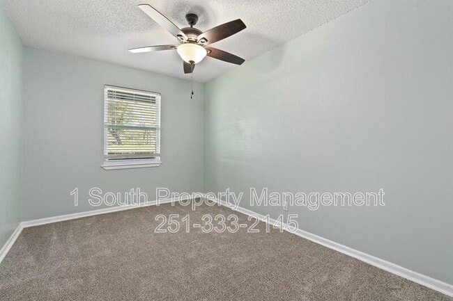 Building Photo - 8983 Larry Dr