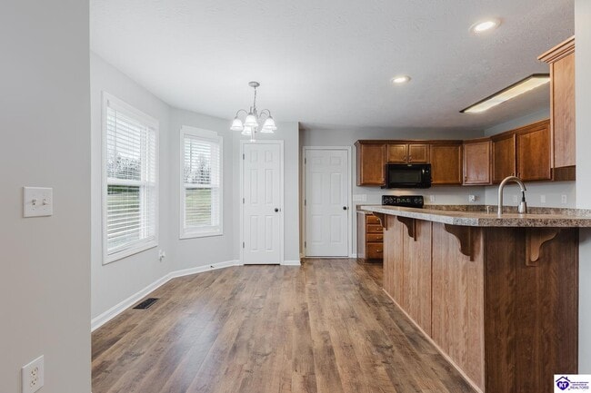 Building Photo - 212 Berkshire Ave